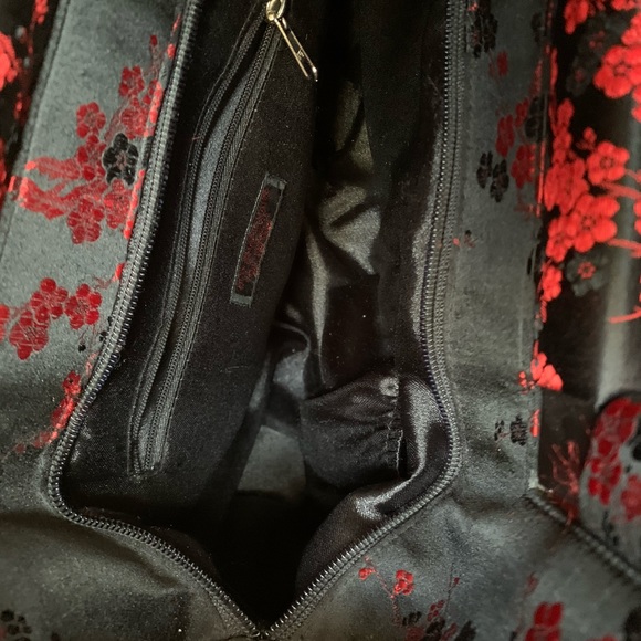 Brand, “Old Shanghai” Silk Purse - Picture 6 of 8